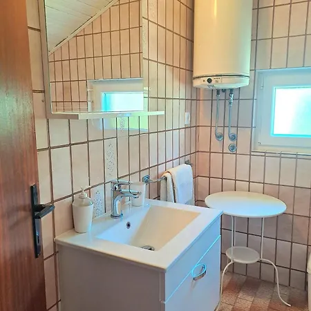 Apartman Mirko App Molat